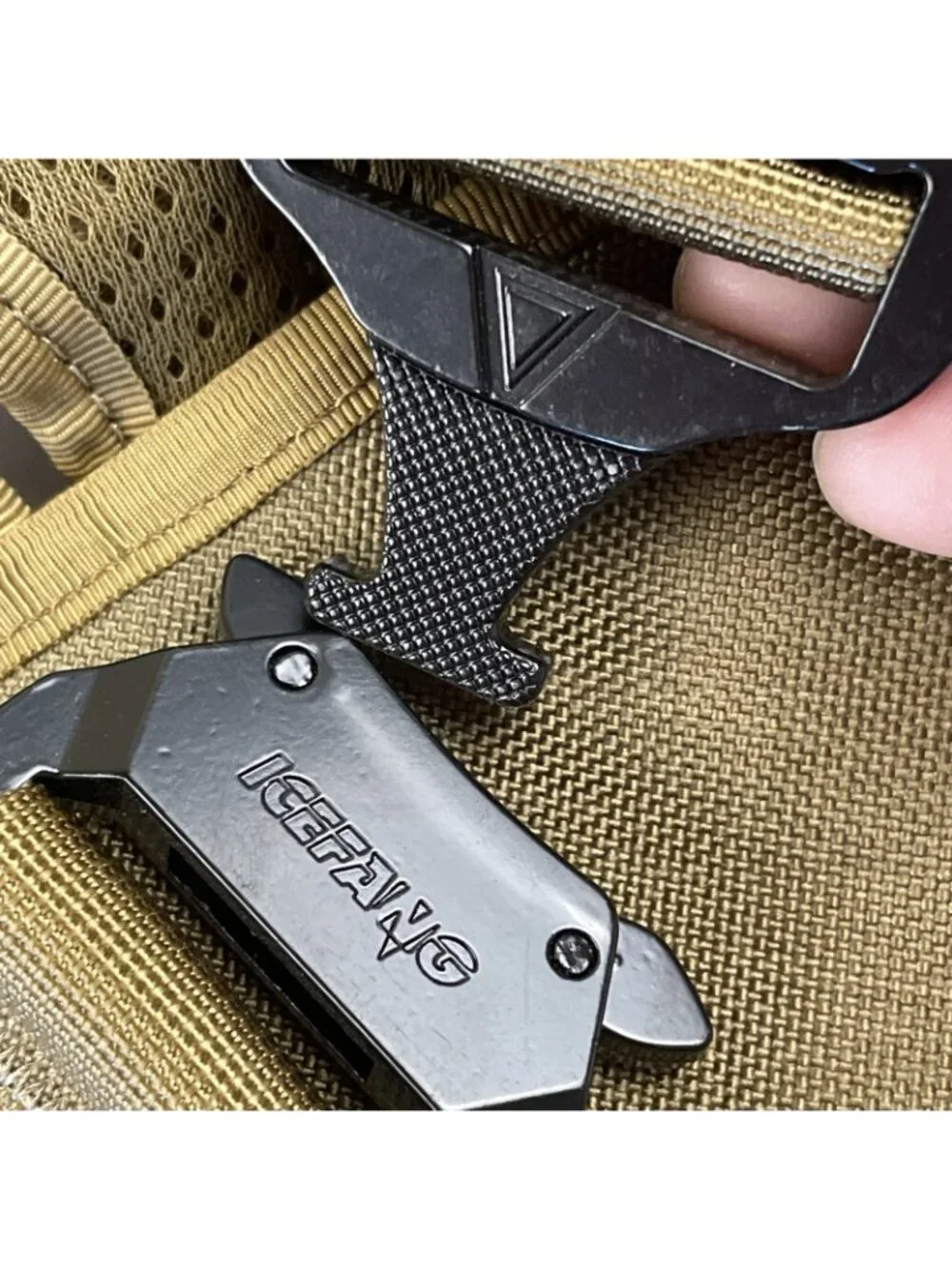 ICEFANG Tactical Dog Harness Coyote Brown MOLLE Vest Hook & Loop Handle K9